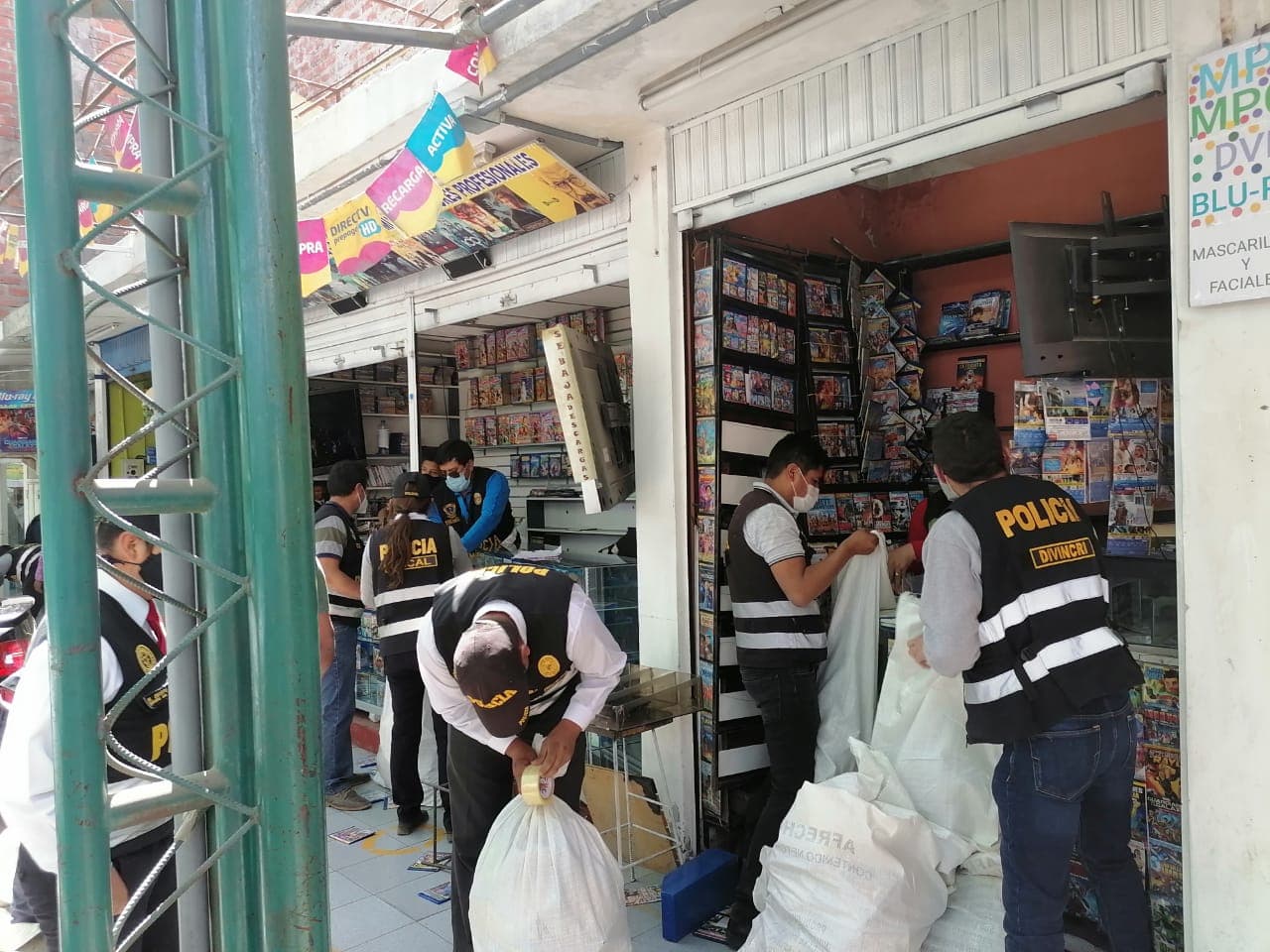 En operativo decomisan discos valorizados en 313 mil soles