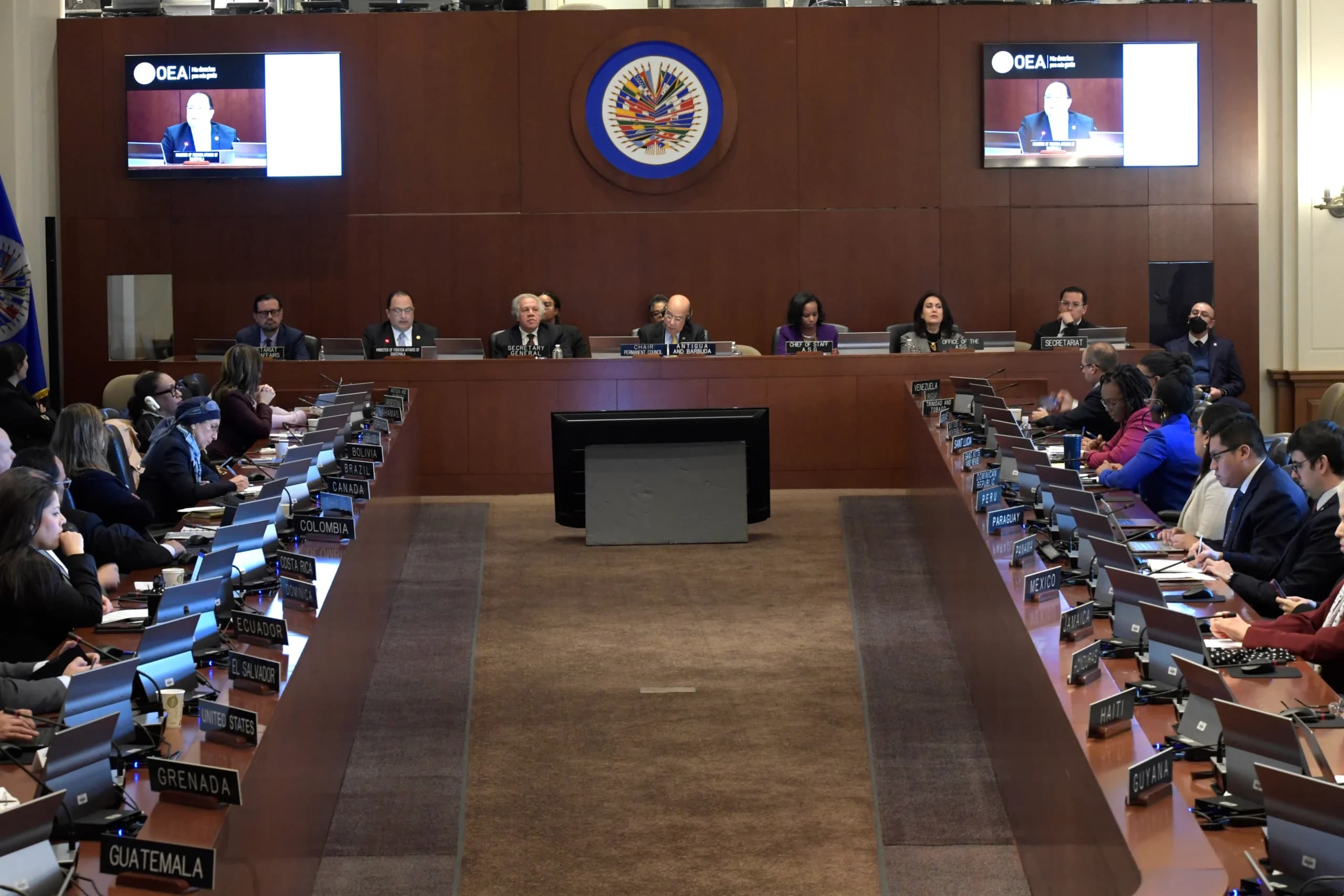Países de la OEA rechazan resolución que pedía al CNE publicar actas