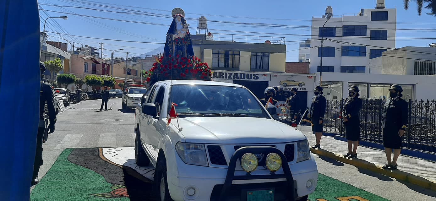 Imagen de Santa Rosa de Lima recorrió Arequipa