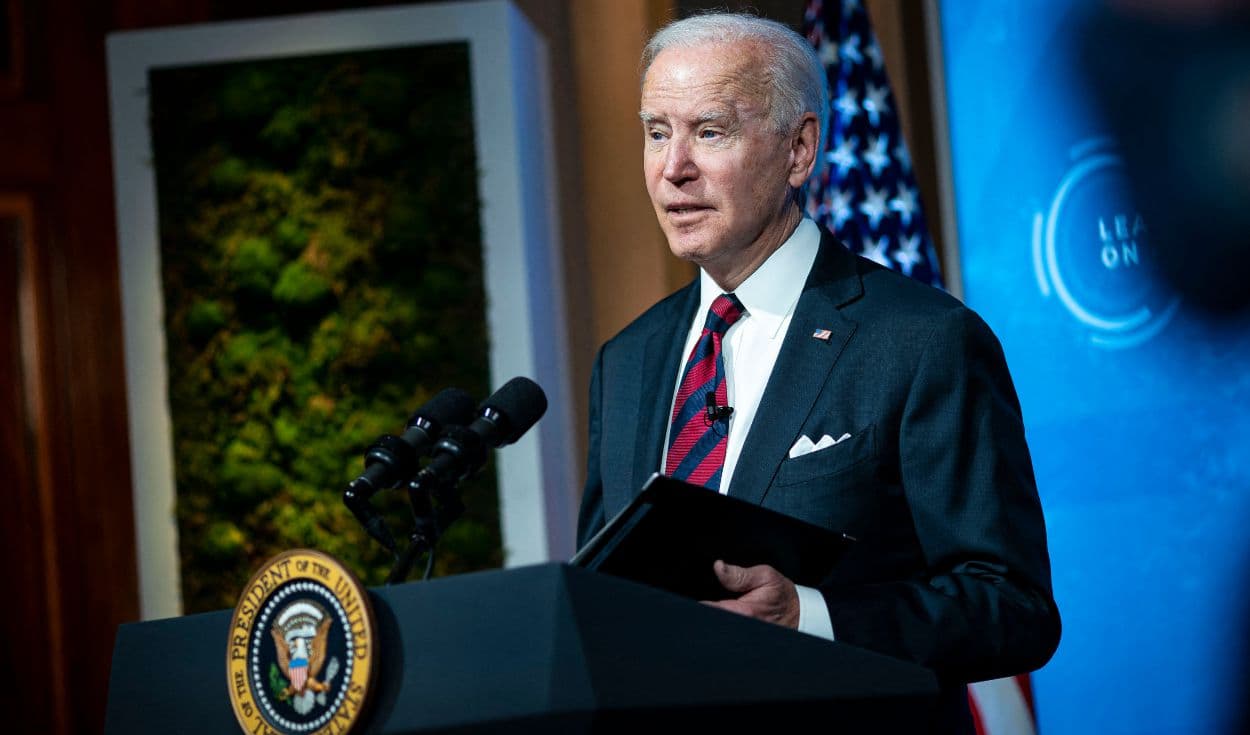 Joe Biden se compromete a reducir emisiones de CO2