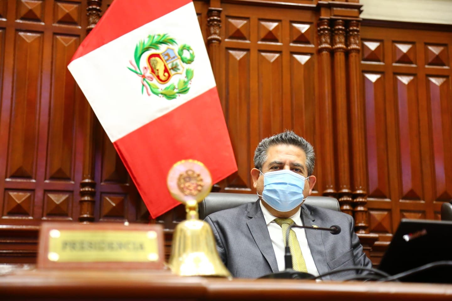 Merino niega que se impulse una "vacancia exprés"