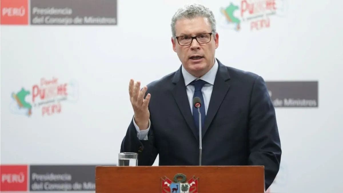 Ministro de Educación llama "ratas" a fallecidos en protestas