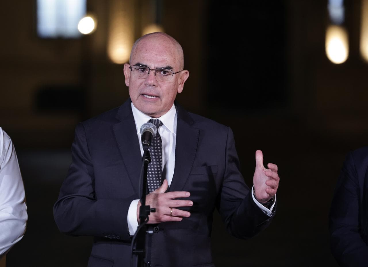Ernesto Álvarez dice que Jerí cayó en trampa tras difusión de videos con empresario chino
