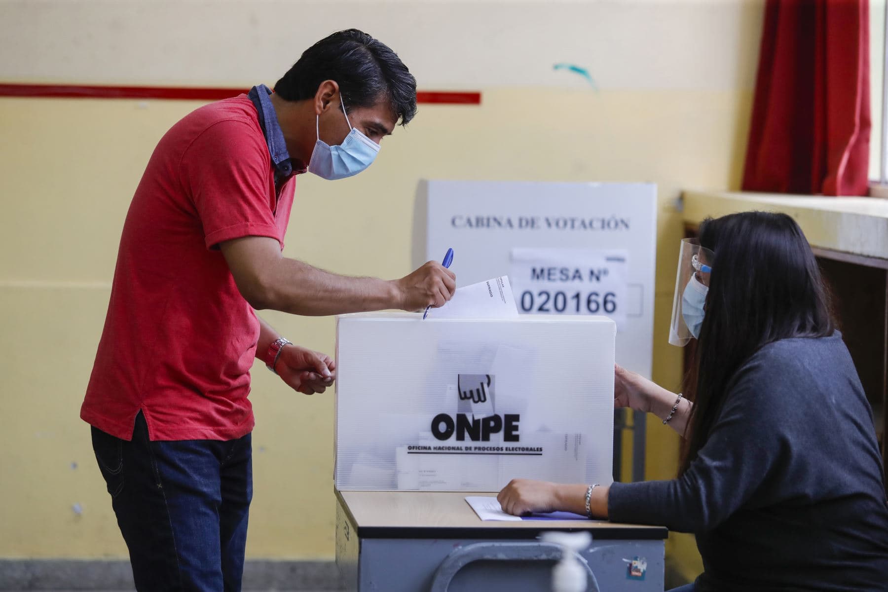 Miembros de mesa no serán vacunados antes de las elecciones