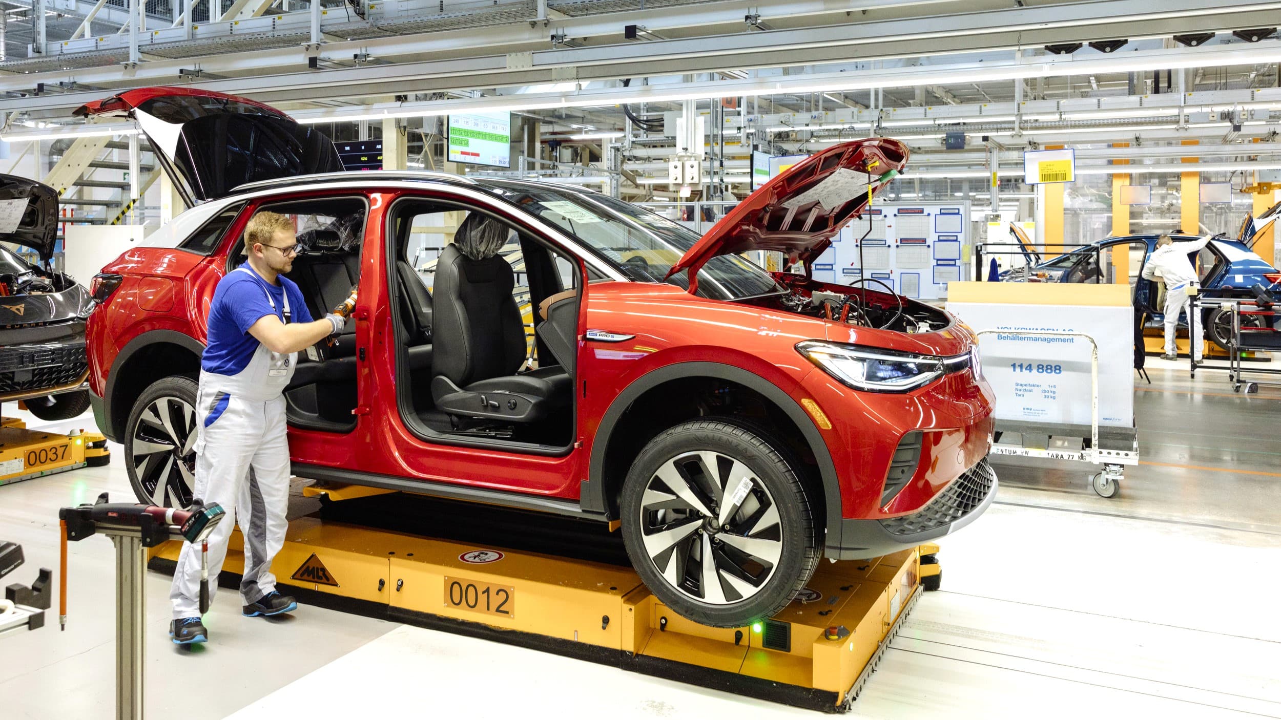 Ganancias de Volkswagen bajan un 36 % por aranceles y ventas