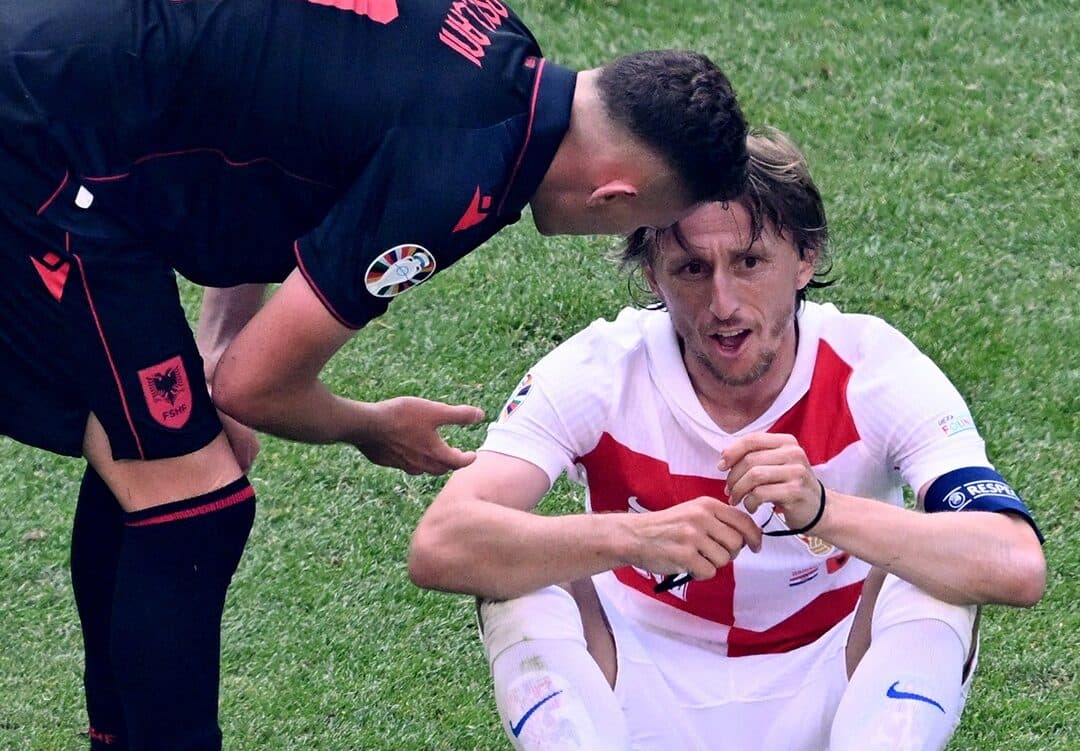 Croacia empató 2-2 con Albania y se complica en la Eurocopa