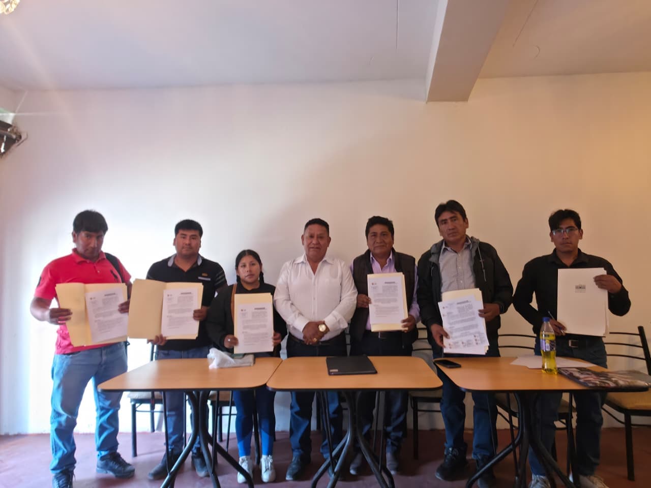 Congresista Medina propone reordenar rutas de transporte