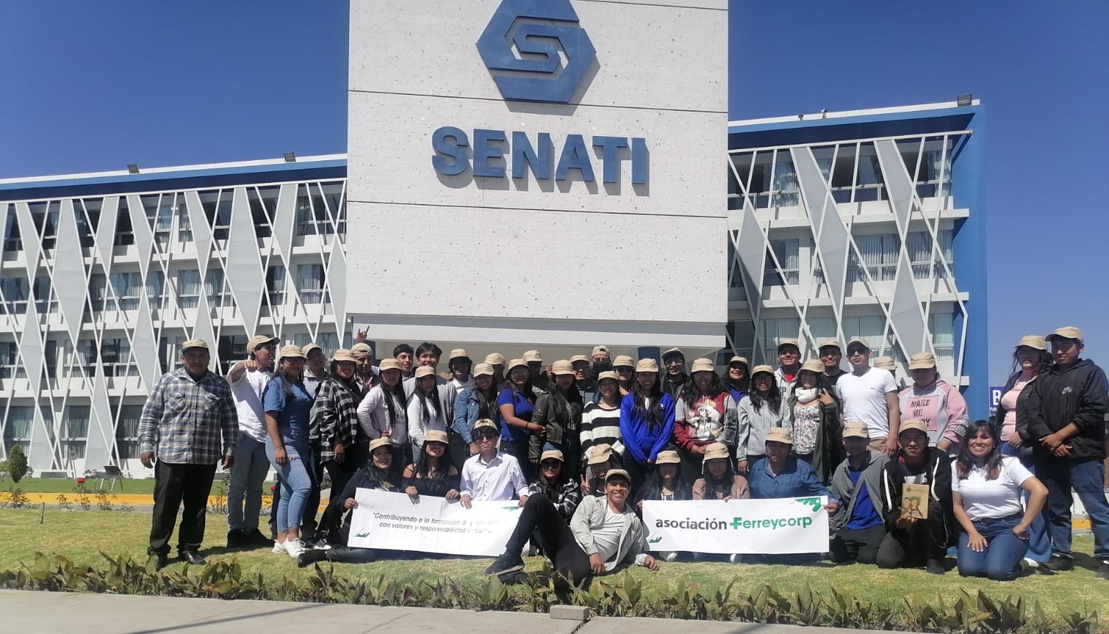 Ferreycorp impulsa la formación de miles de jóvenes en Arequipa