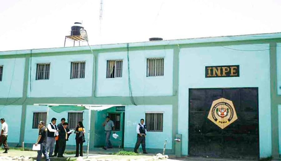 CEBA del penal Varones Arequipa obtuvo reconocimiento en concurso nacional