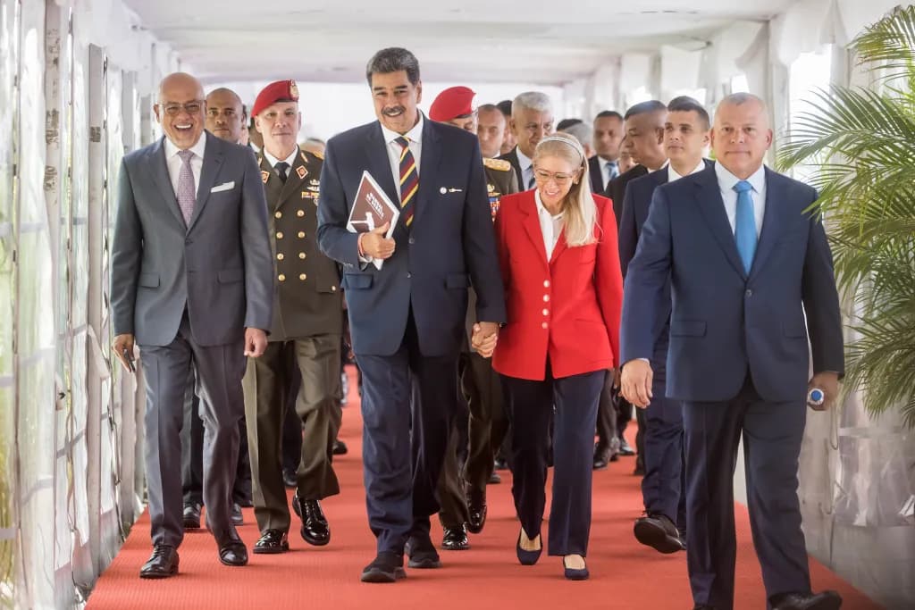 Candidatos acuerdan reconocer los resultados de elecciones