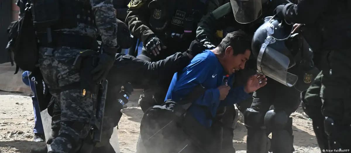 Bloqueos en Bolivia disminuyen tras el estado de excepción