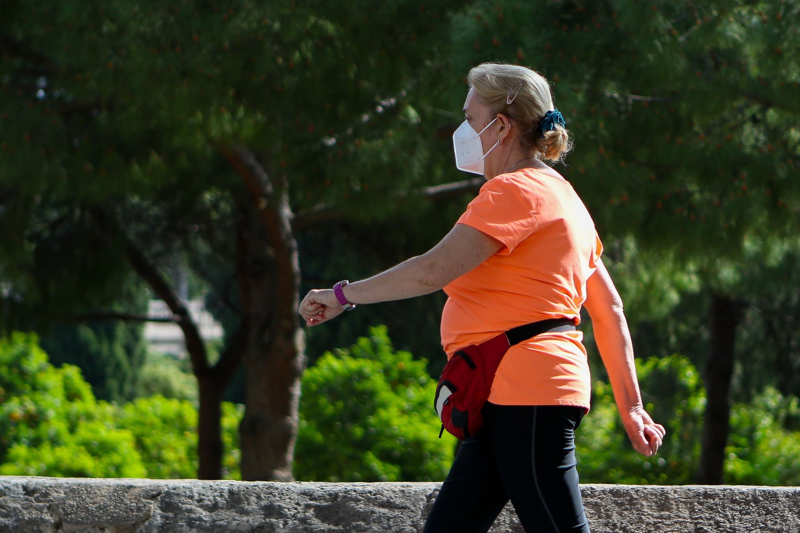 Promueven actividad física al aire libre para adultos mayores