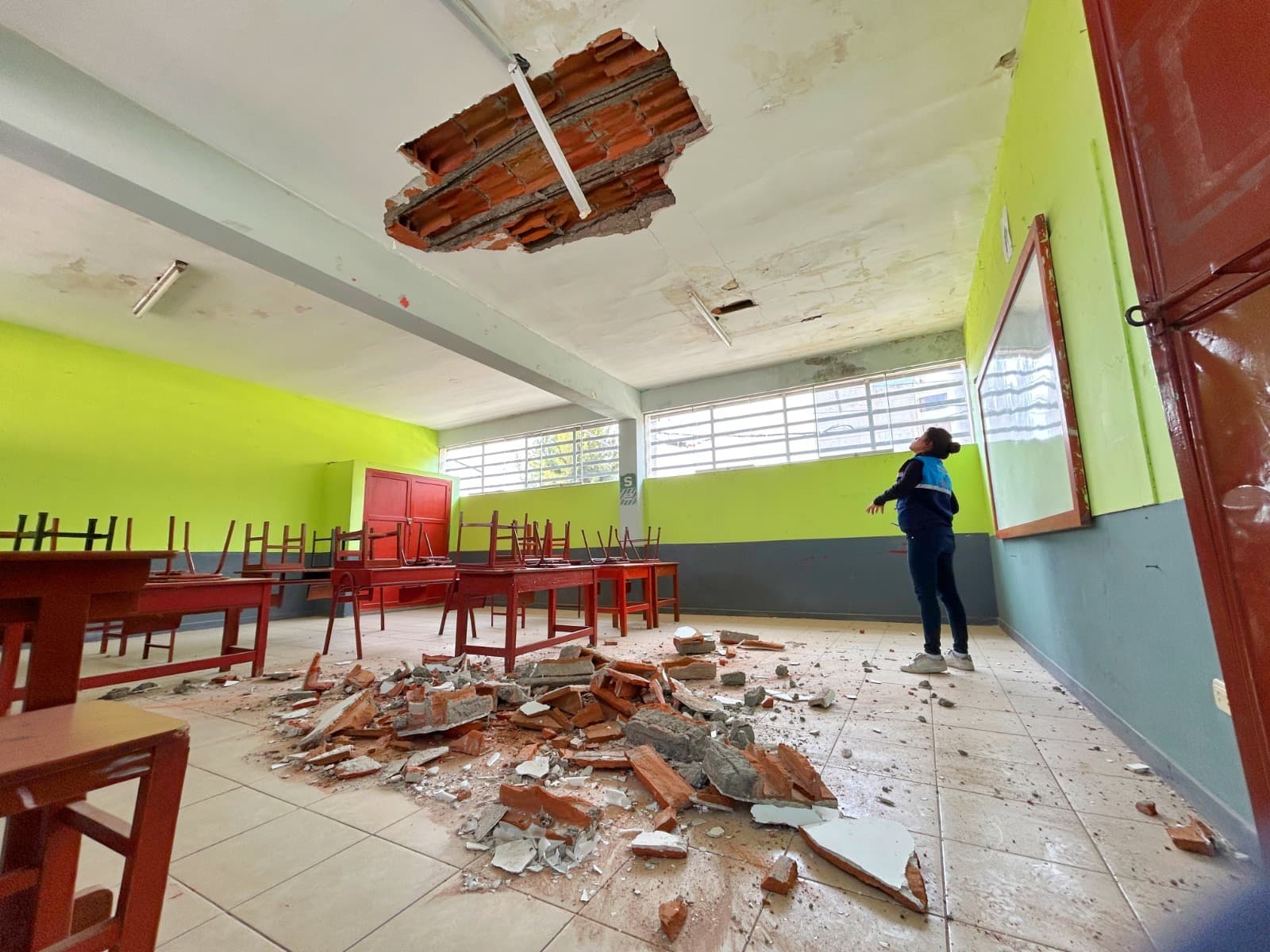 Colegio José Olaya del distrito Bustamante inicia año escolar con 7 aulas inhabitables