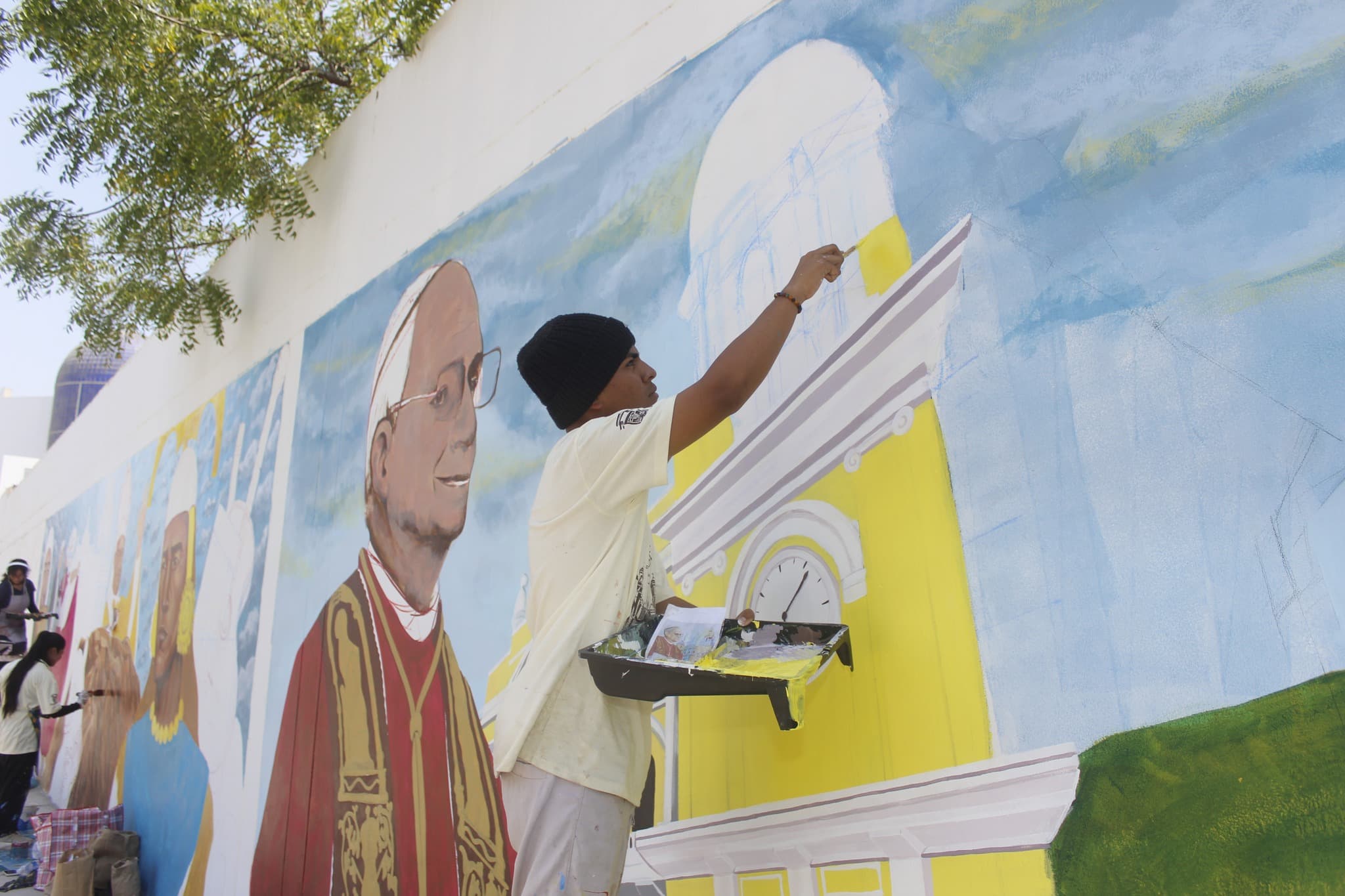Chiclayo se llena de arte urbano en honor al papa León XIV
