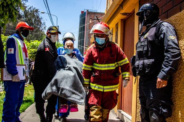 Bomberos de Arequipa piden ser incluidos en el proceso de vacunación