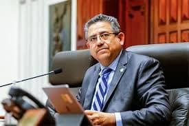 Merino se disculpa por  expresiones sobre Ejecutivo