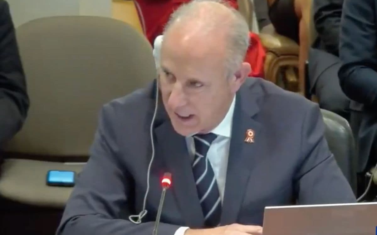 Canciller peruano: “Los jóvenes nos repudian porque no somos coherentes”