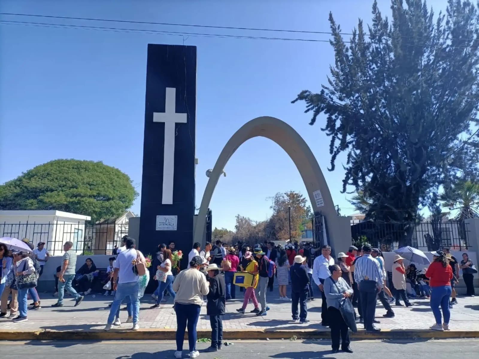 Cementerio La Apacheta espera recibir más de 24 mil visitantes