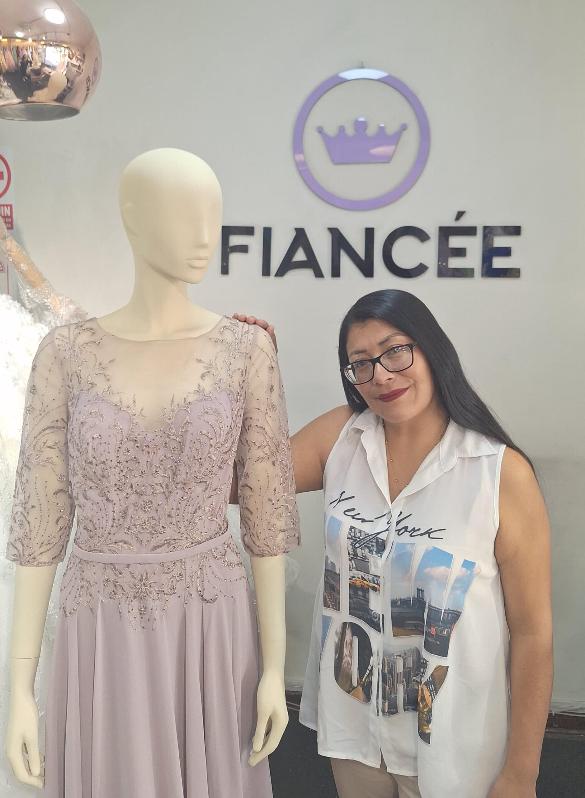 FIANCÉE Alta Costura premió a mamá por su día