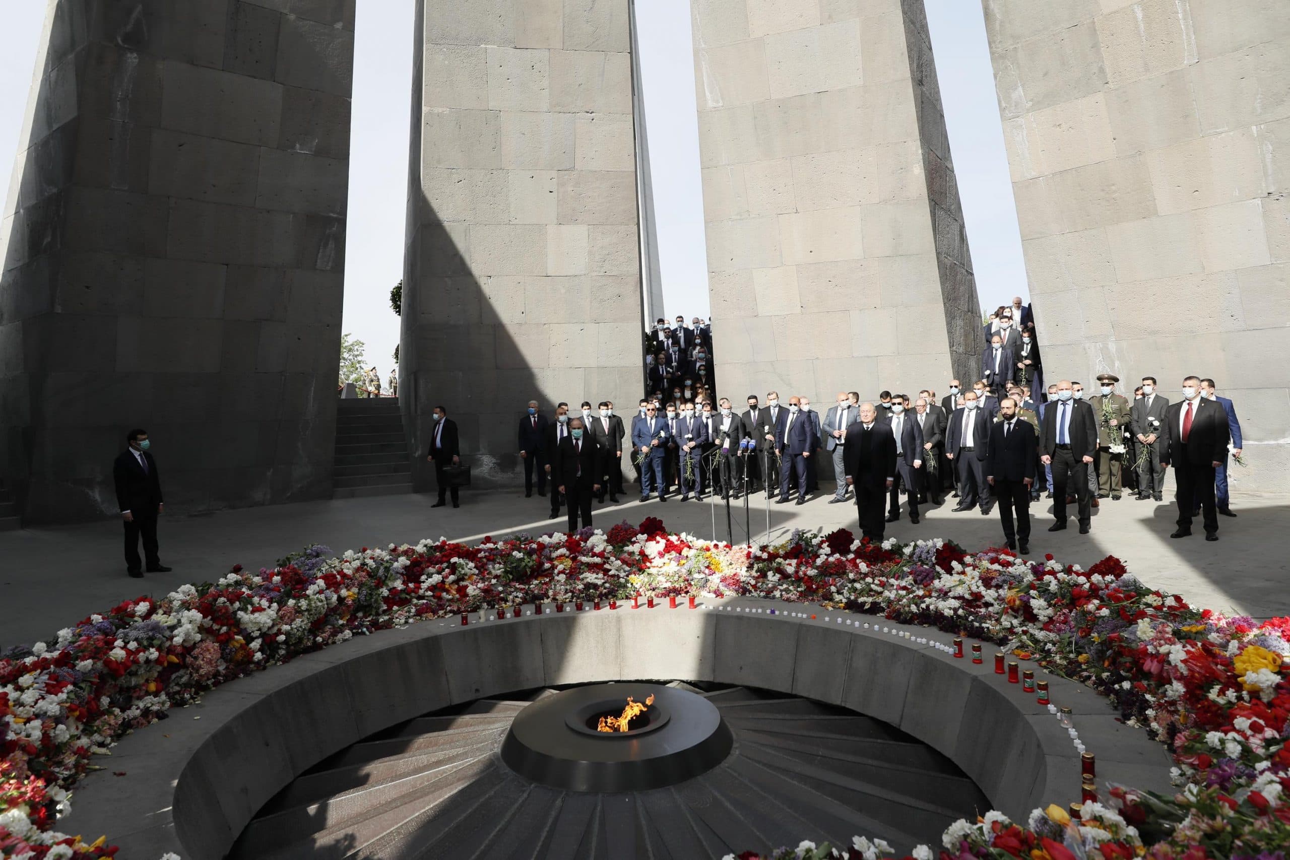 Joe Biden reconoce oficialmente el “genocidio armenio”