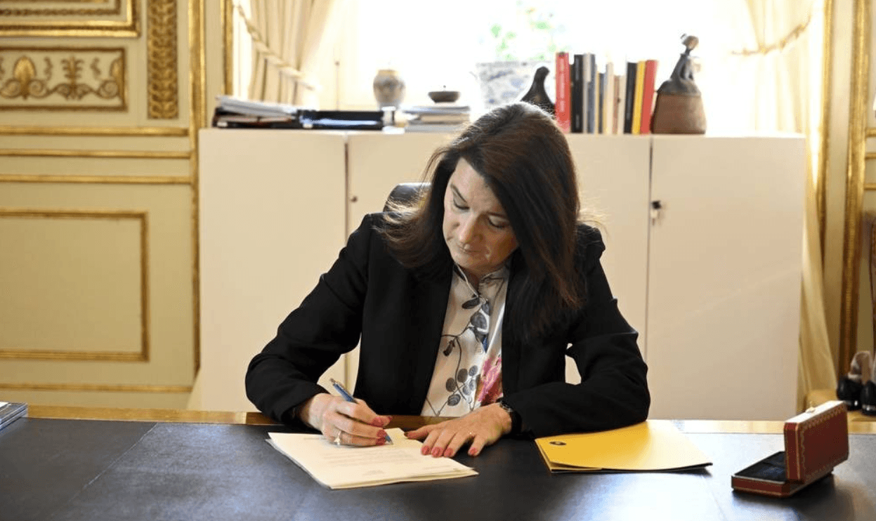 Suecia firma la solicitud formal de entrar en la OTAN