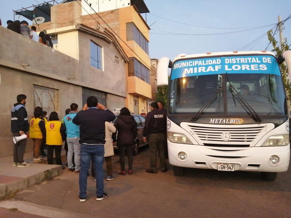 Miraflores: detienen a 59 jóvenes en fiesta COVID-19