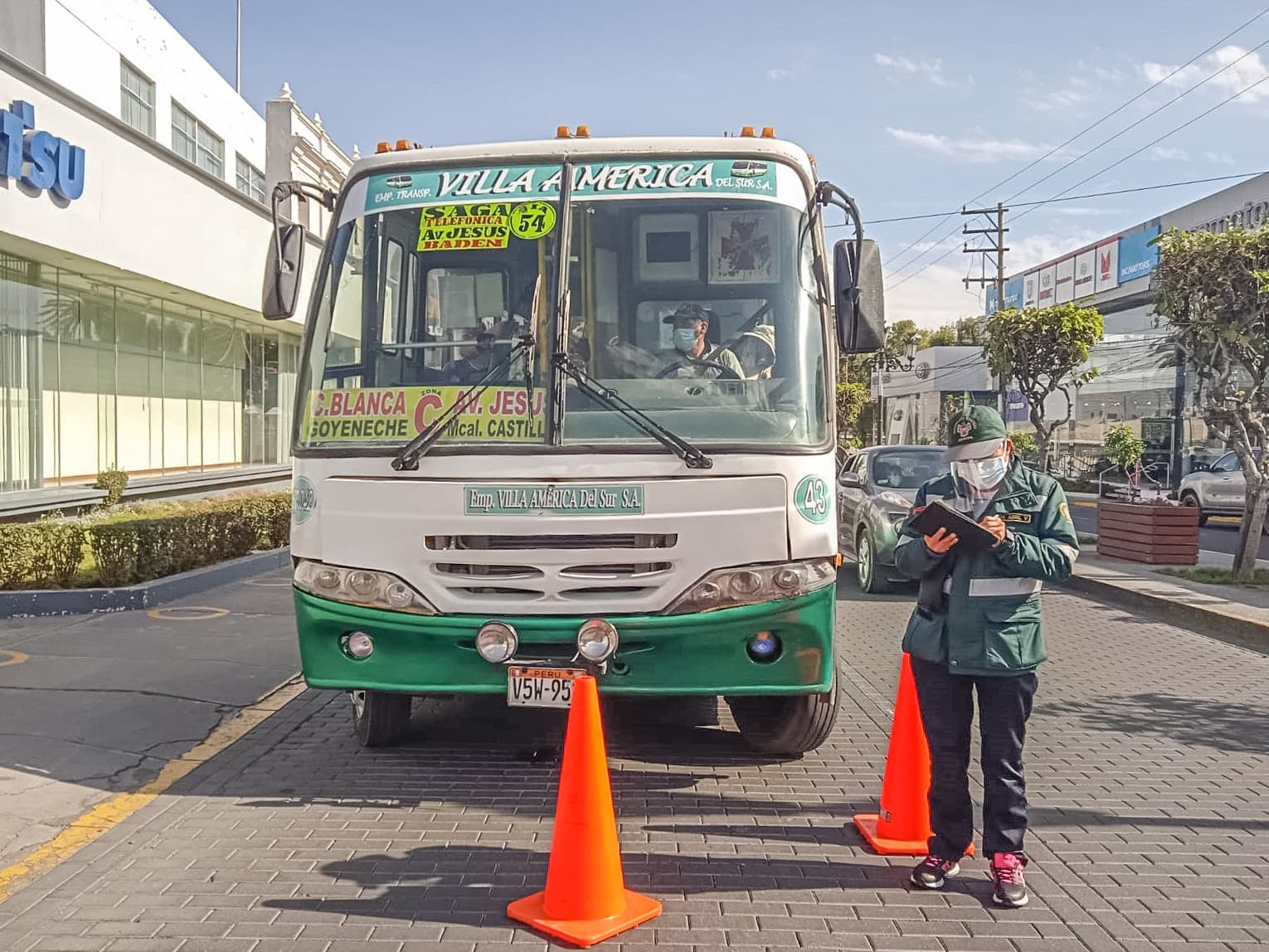 Transportistas superan S/ 4 000 000 en multas por incumplir protocolos