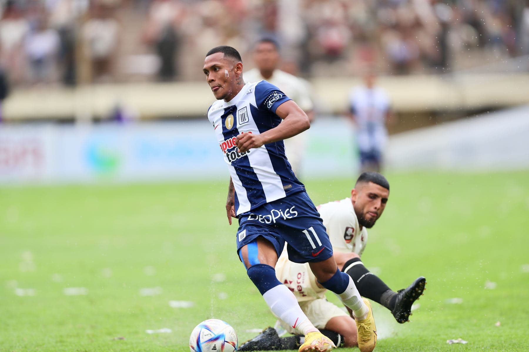 Bryan Reyna ya no quiere seguir en Alianza Lima