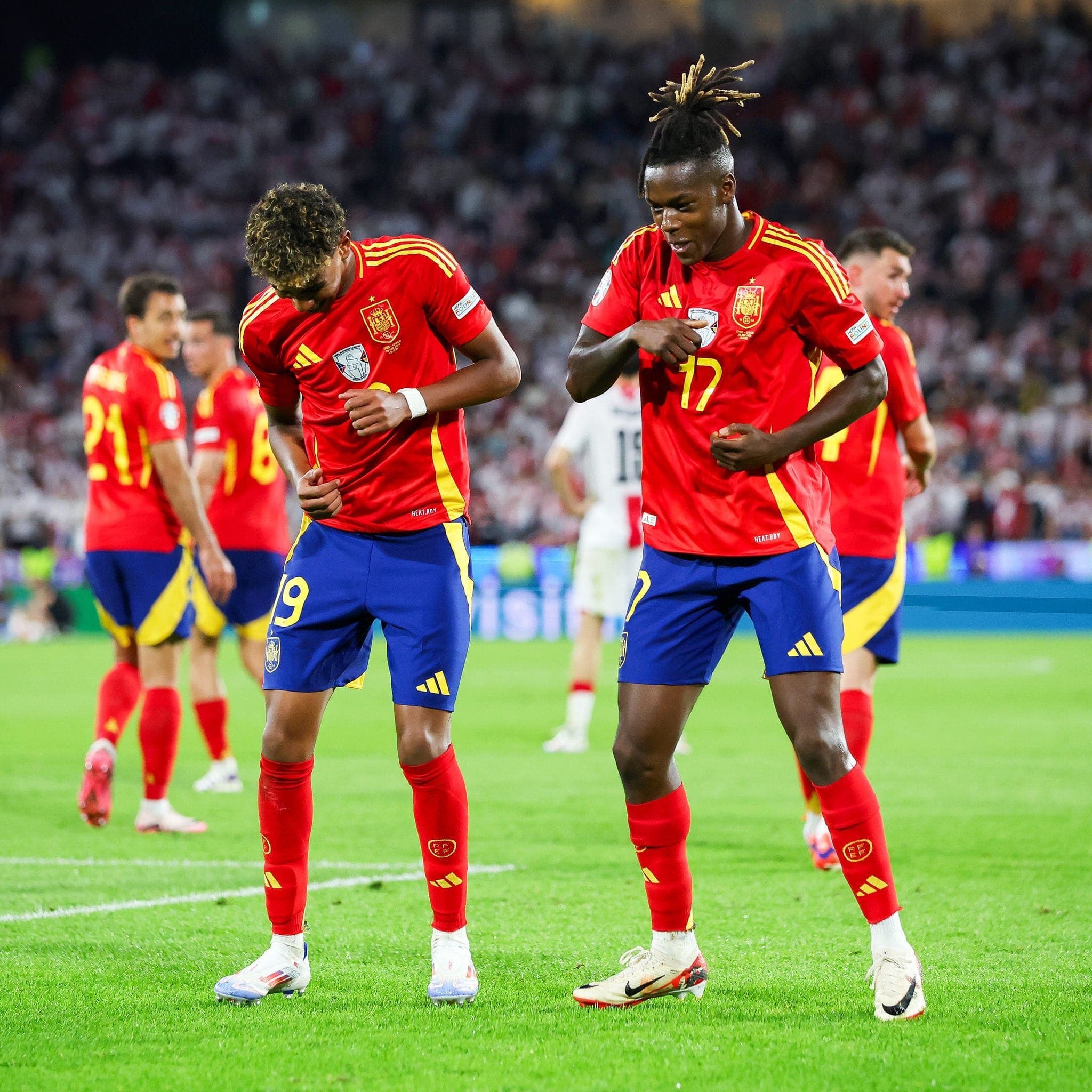 España goleó y enfrentará a Alemania por la Eurocopa