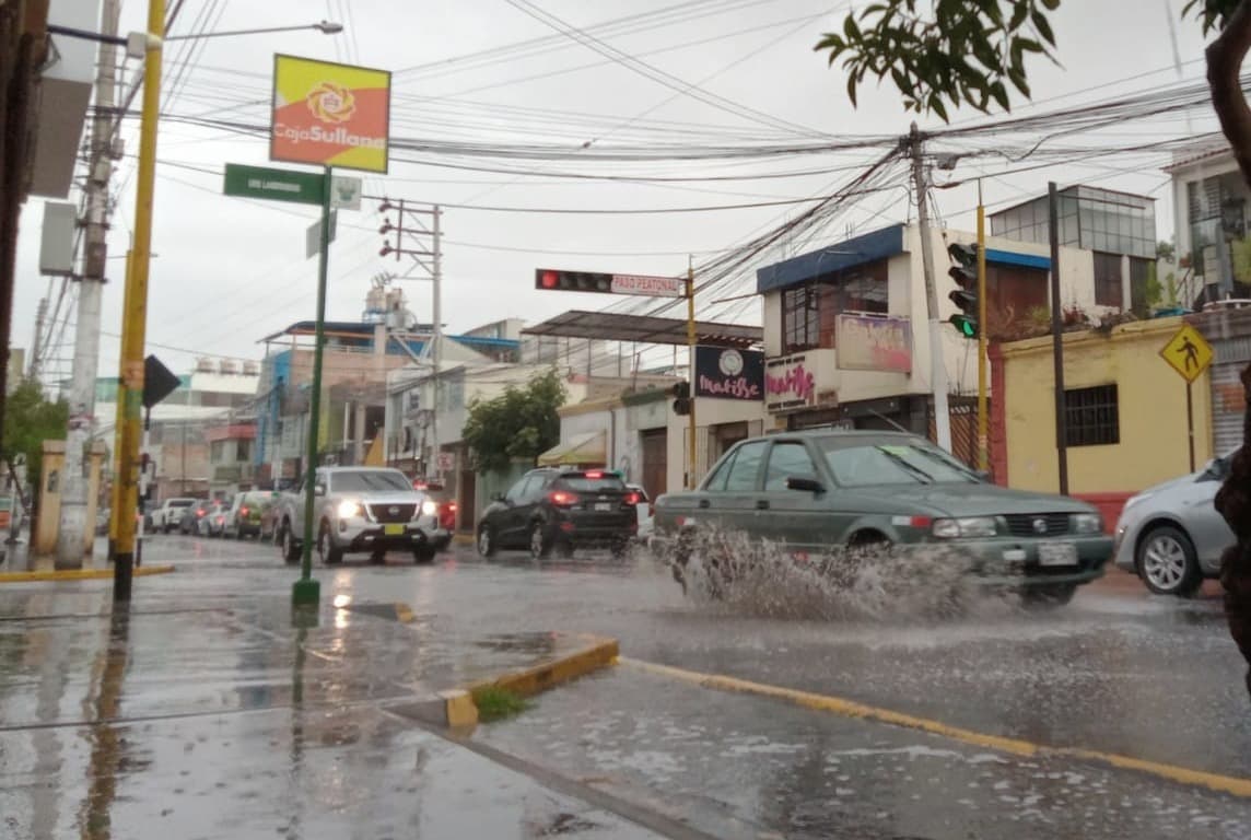 Lluvias breves aunque intensas pronostican este fin de semana