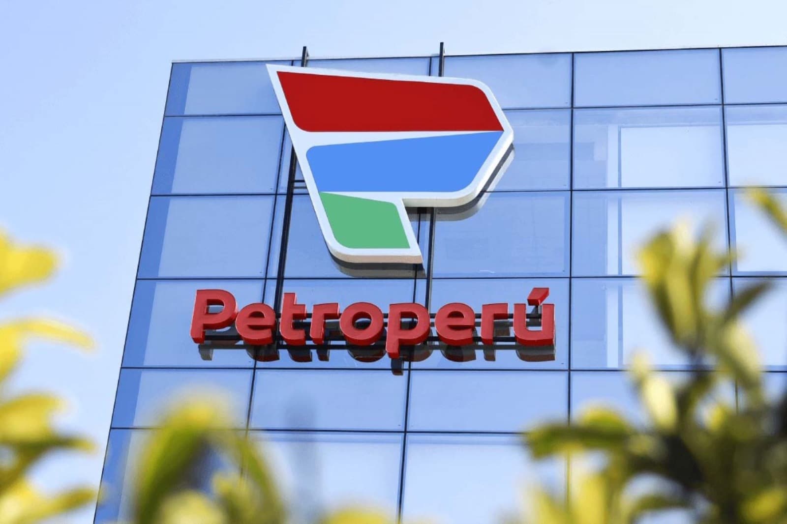 En junio se firmarían acuerdos de inversión privada en Petroperú