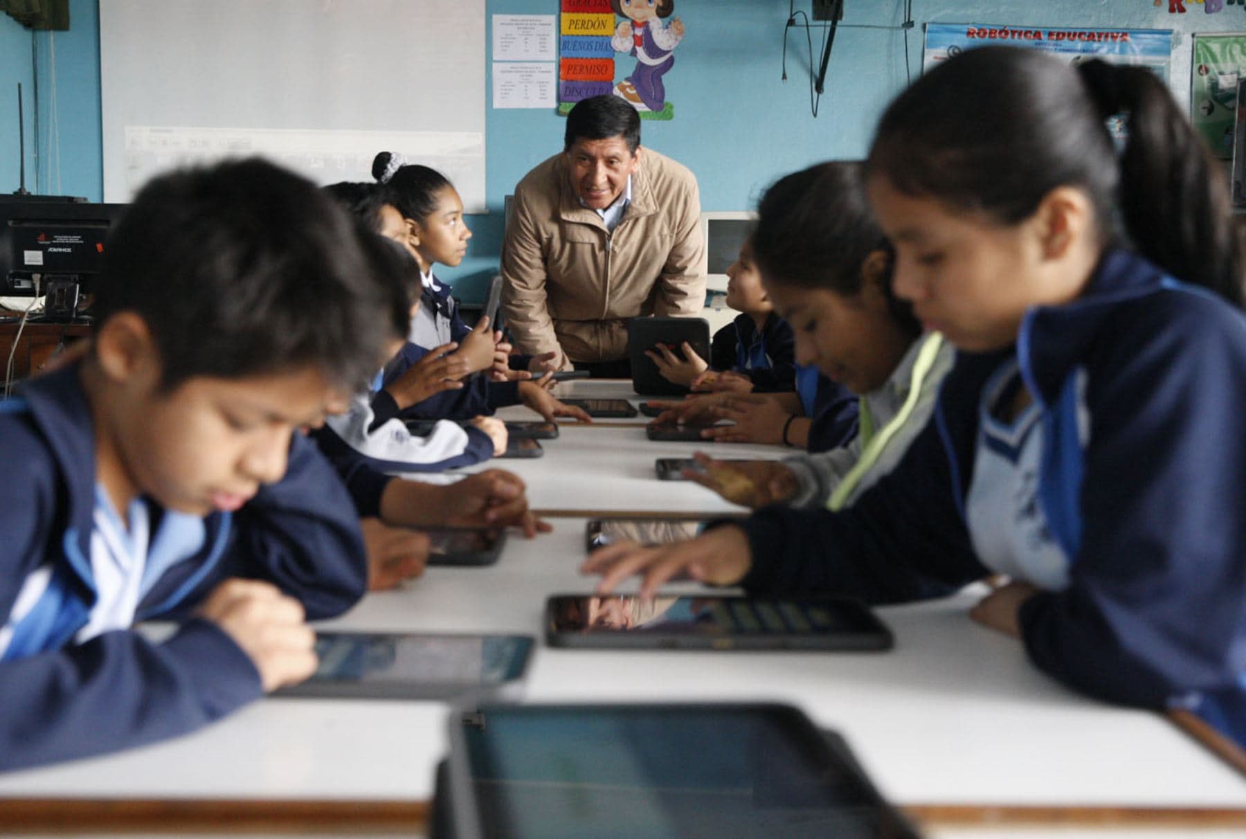 Arequipa: vacunación a profesores inicia la próxima semana