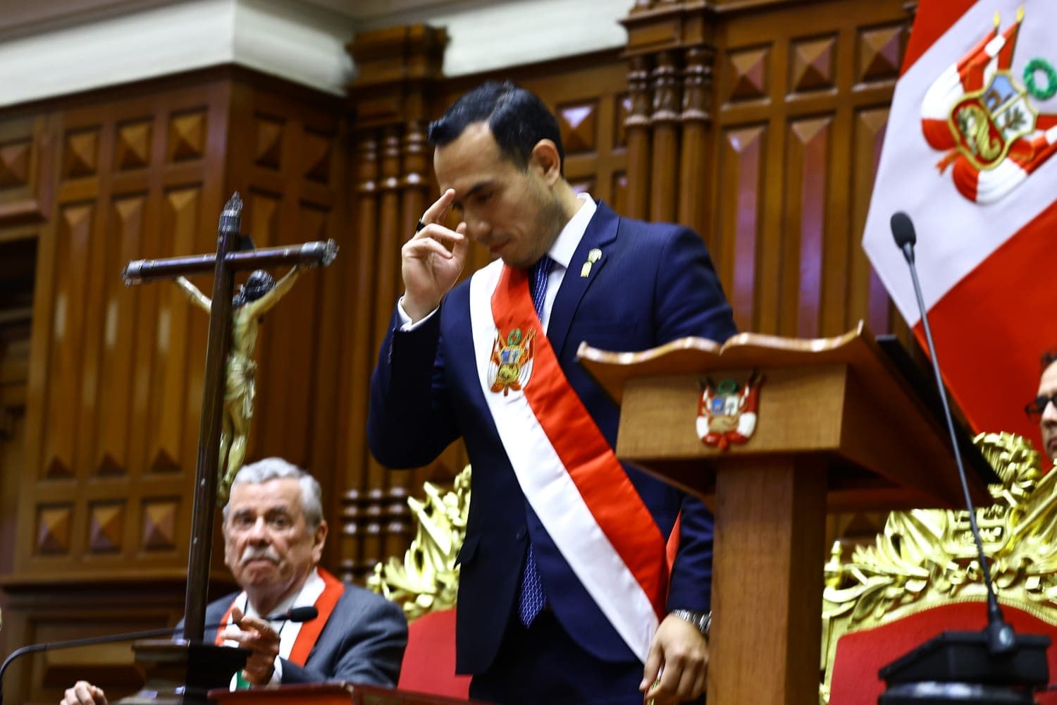 José Jerí asume la Presidencia de la República de forma interina