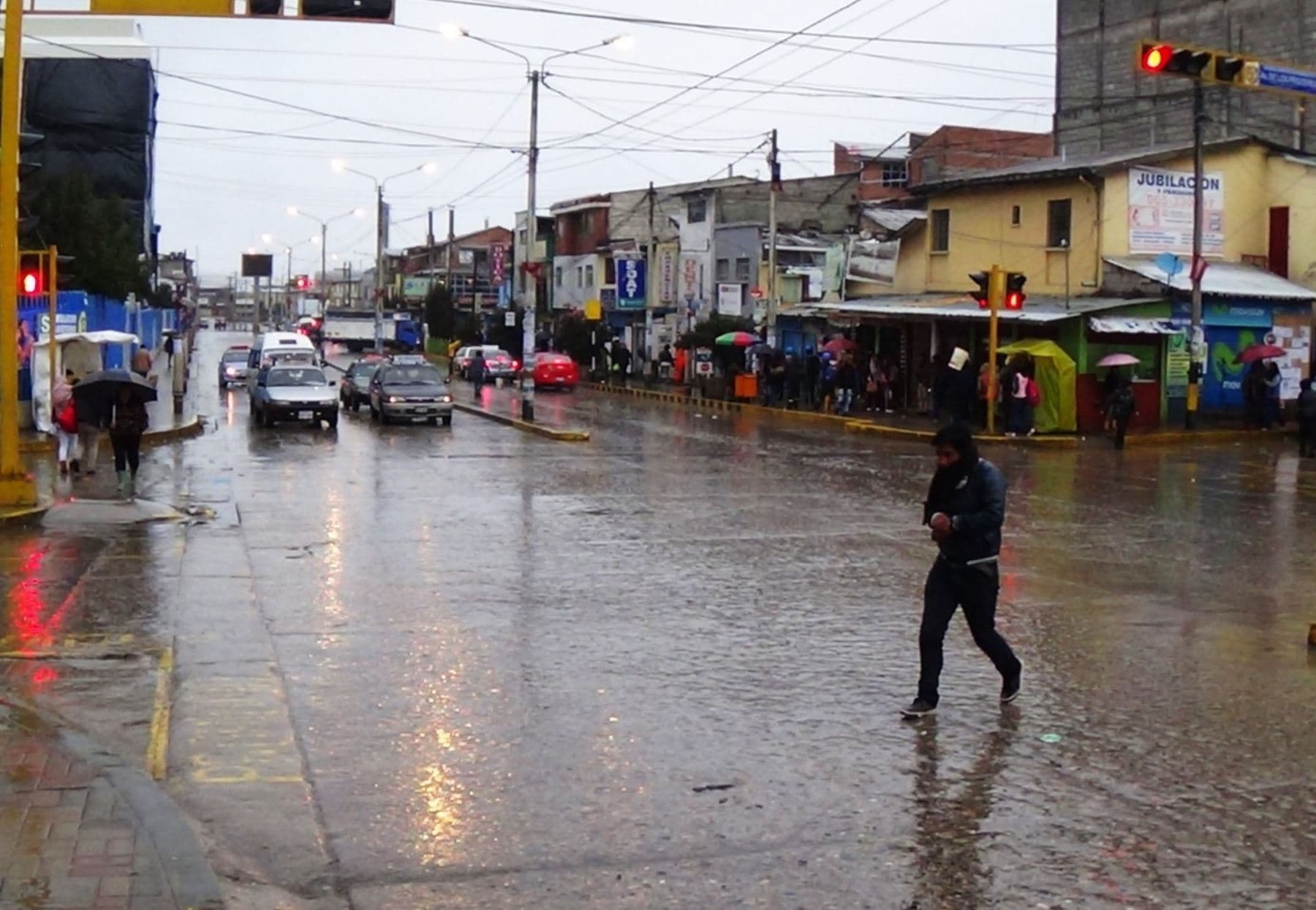 Precipitaciones durante diciembre ponen en riesgo a 449 distritos