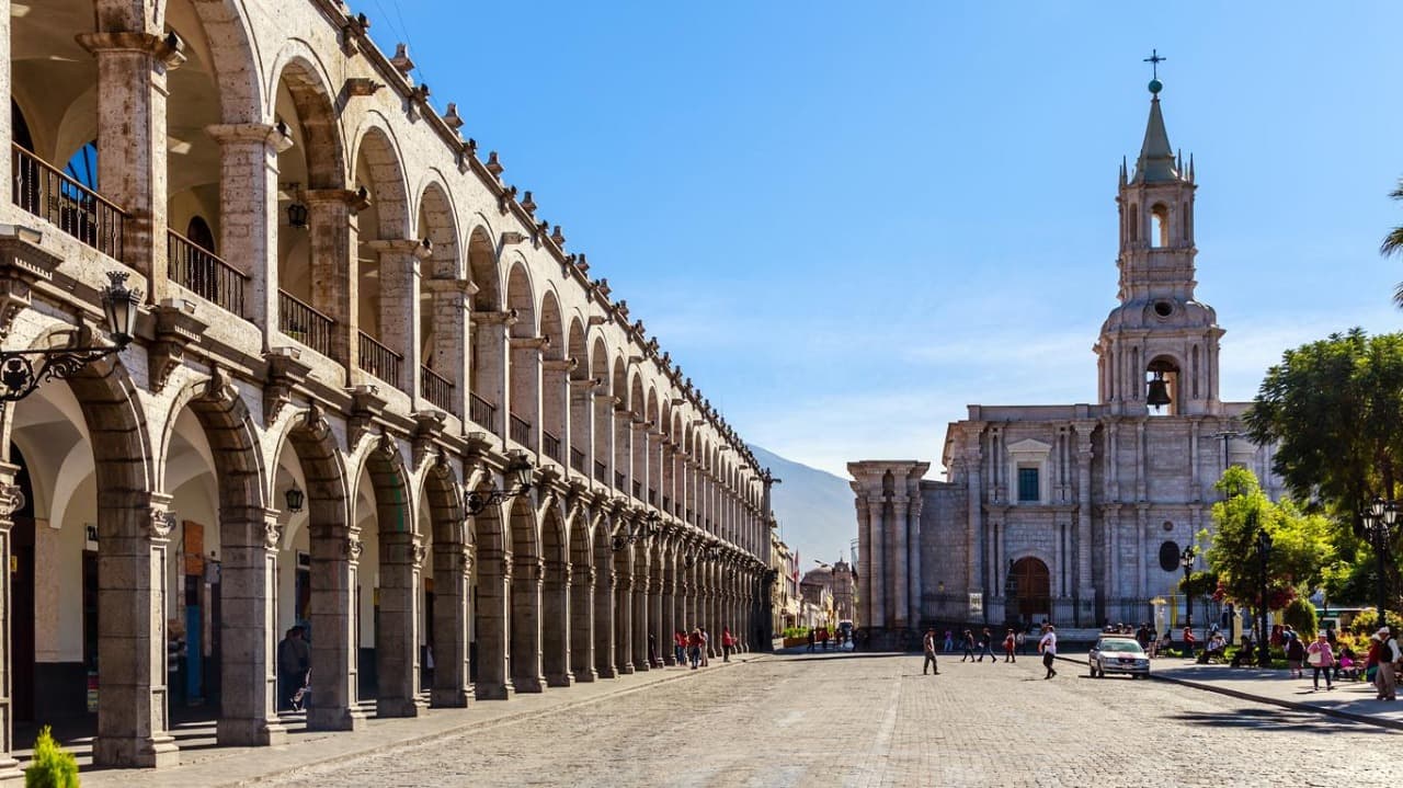 Cada día Arequipa pierde un millón 600 mil soles por falta de turistas