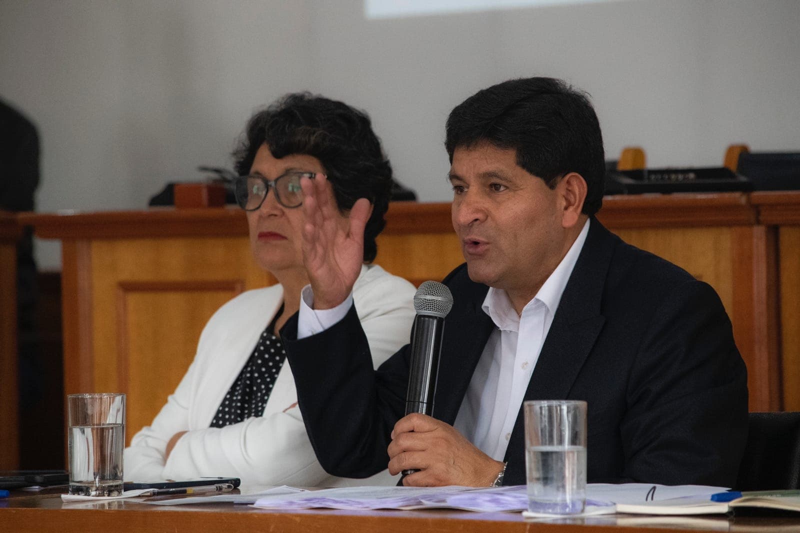 Sánchez se aleja del adelanto de elecciones