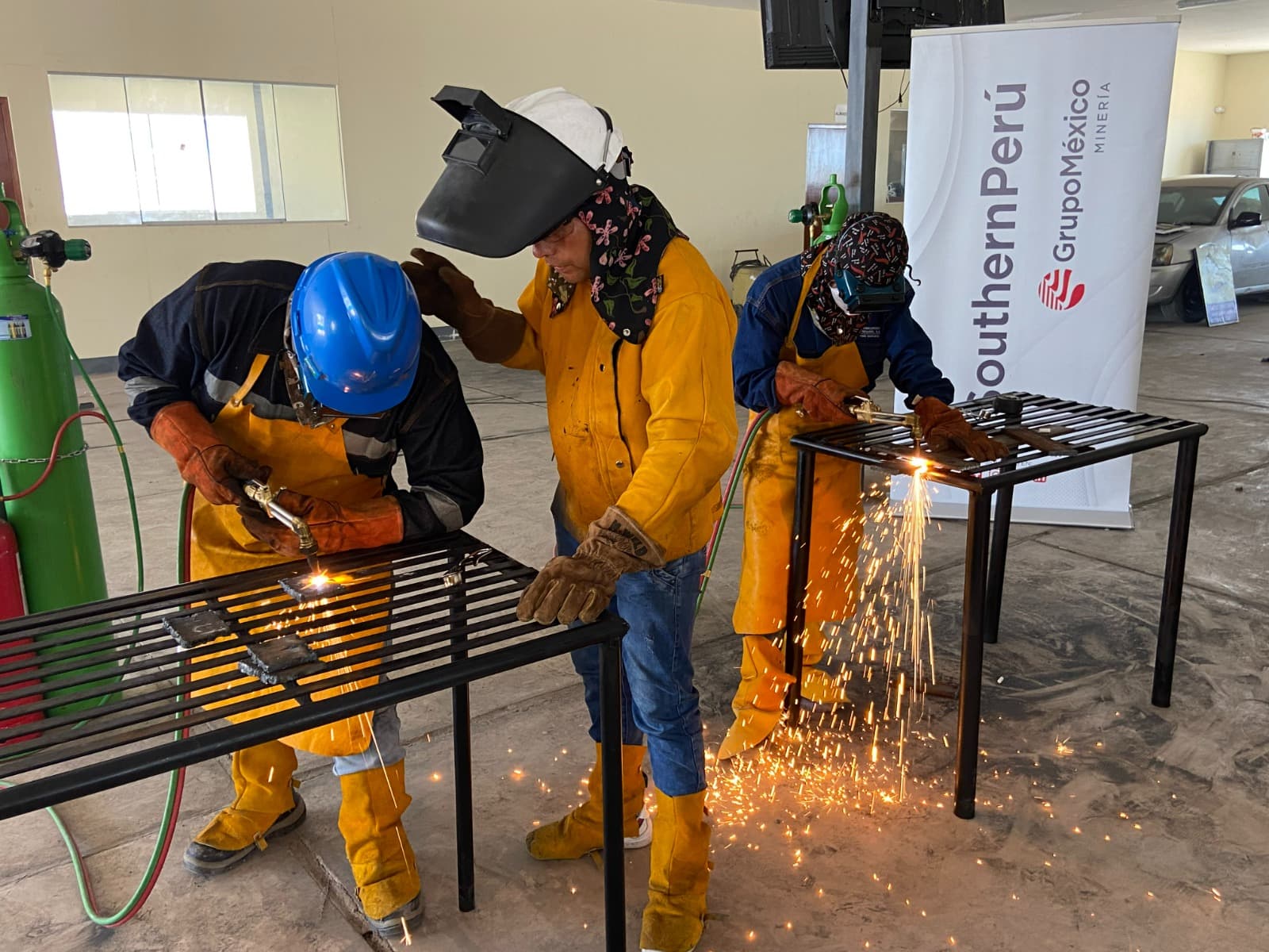Instituto Jorge Basadre y Southern Perú clausuran Taller de Soldadura Universal en Mollendo