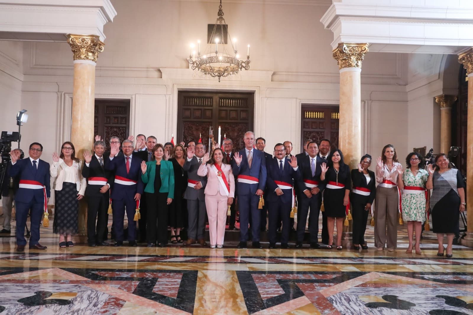 “Los ministros no significan un cambio radical en la política”