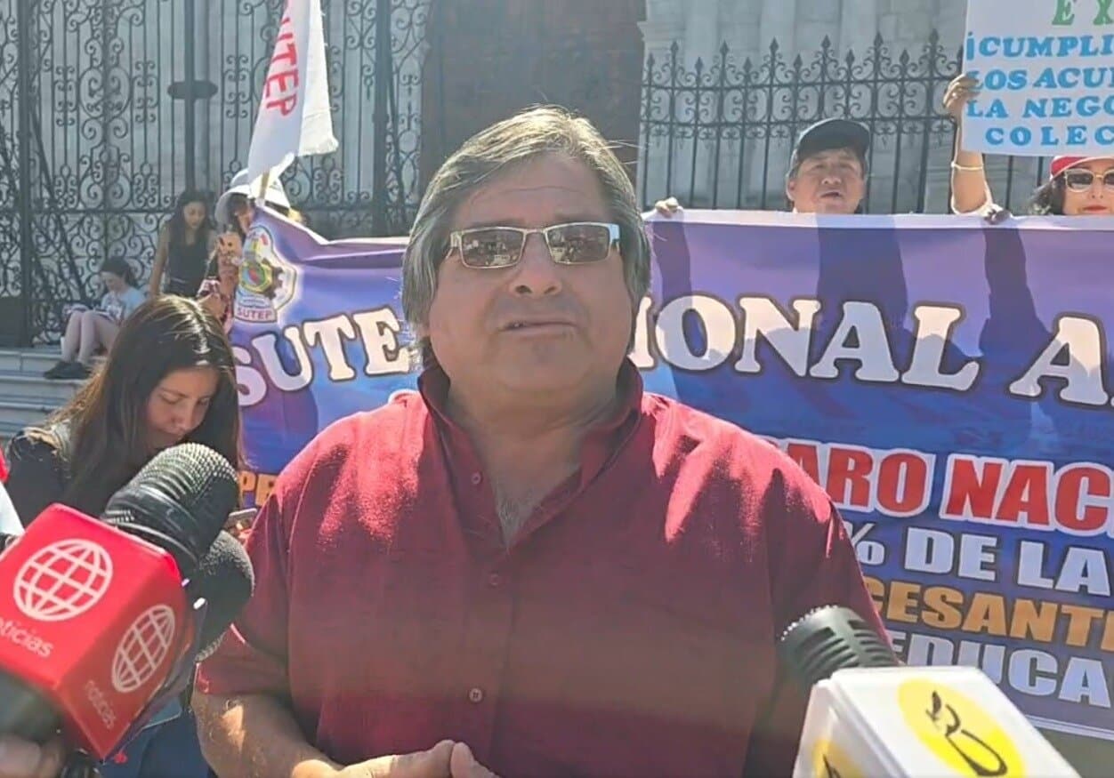 Sutep advierte paro indefinido si rechazan convenio colectivo