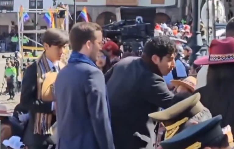 Alejandro Cavero es abucheado en fiesta del Inti Raymi
