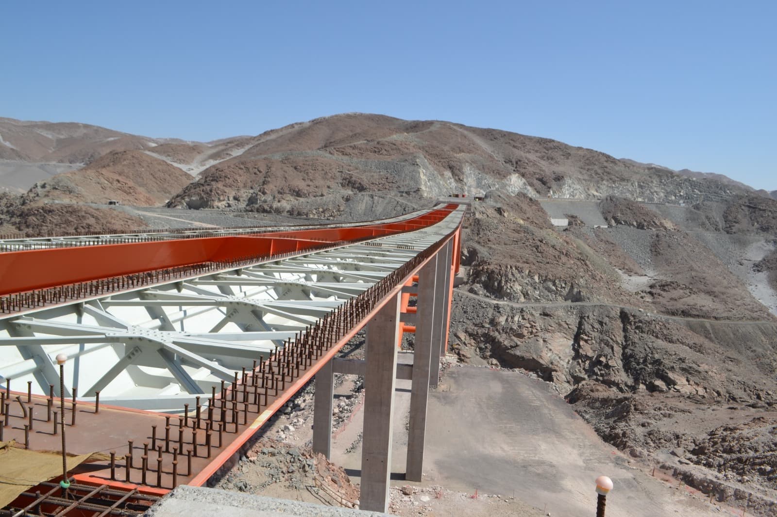 Contraloría aprobó presupuesto adicional para culminar puente