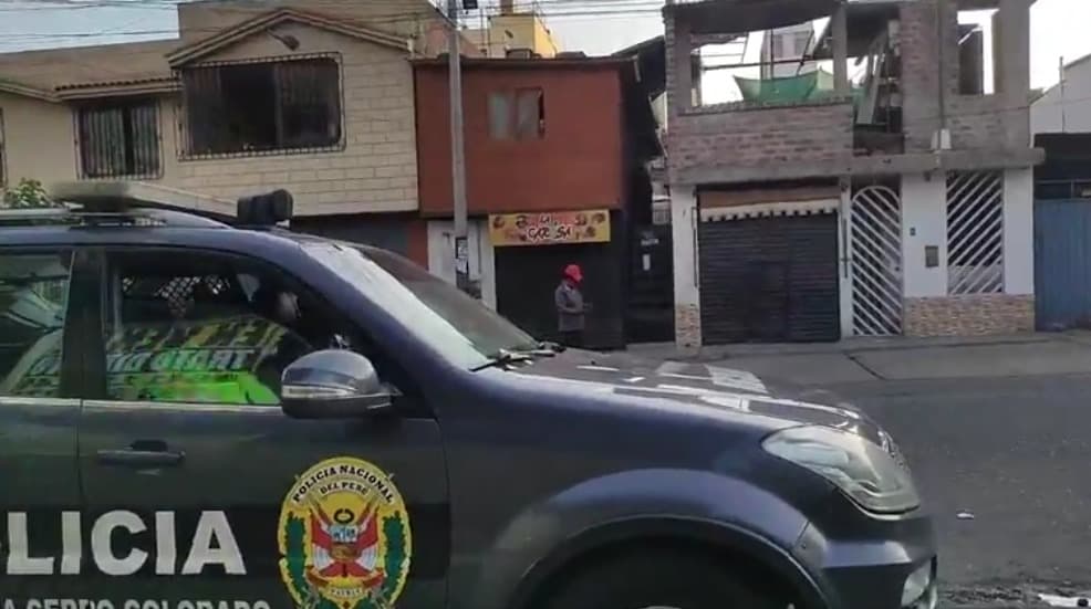 Varón muere en restaurante por presunto atragantamiento
