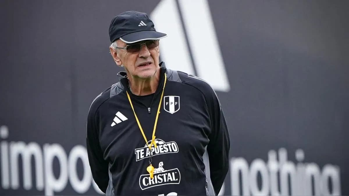 Fossati hace mea culpa por cambios previo al gol de Colombia