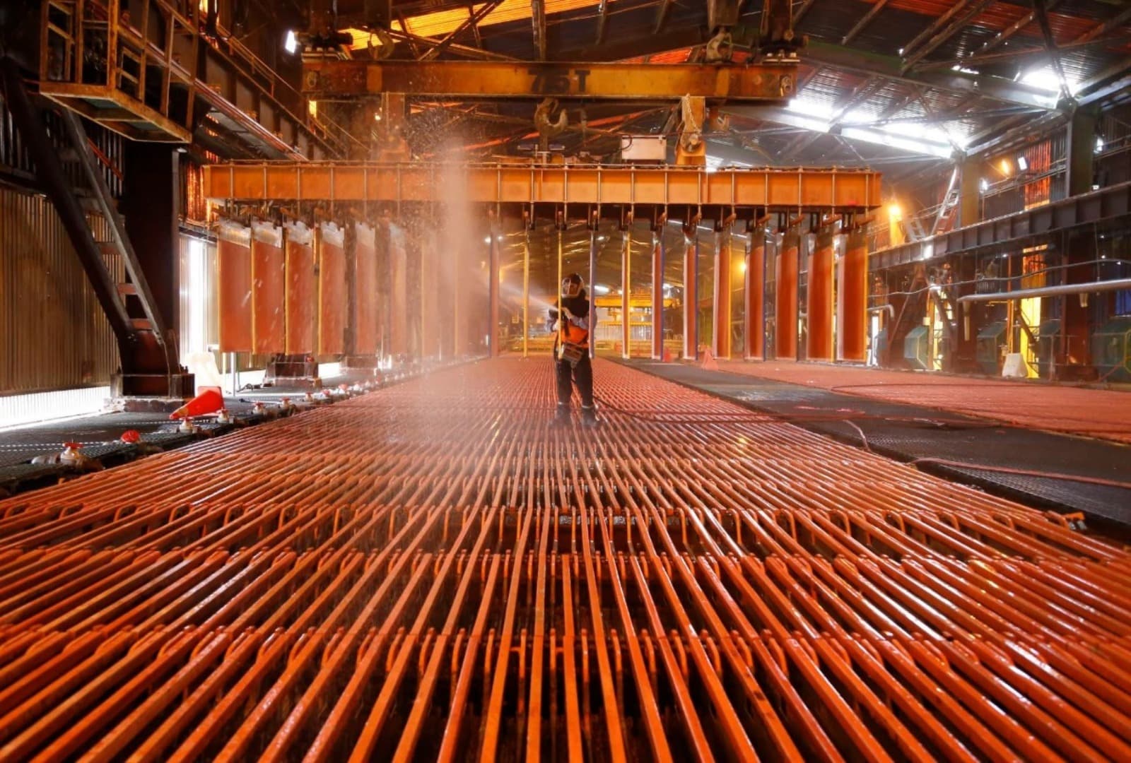 Destacan el alto potencial del cobre en el sector energético