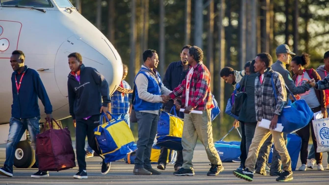 Suecia aumenta pago a migrantes que se vayan