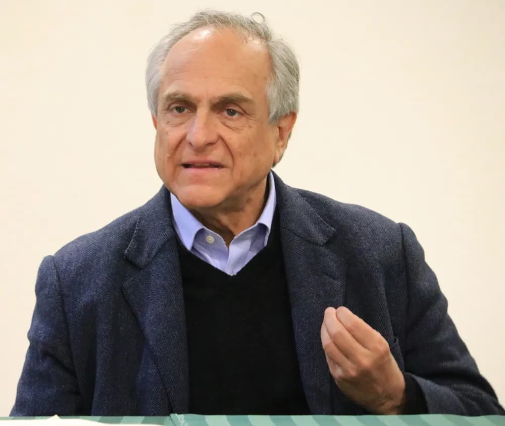 Francisco Diez Canseco: “Nos llena de cifras para tratar de justificar la ineficiencia”