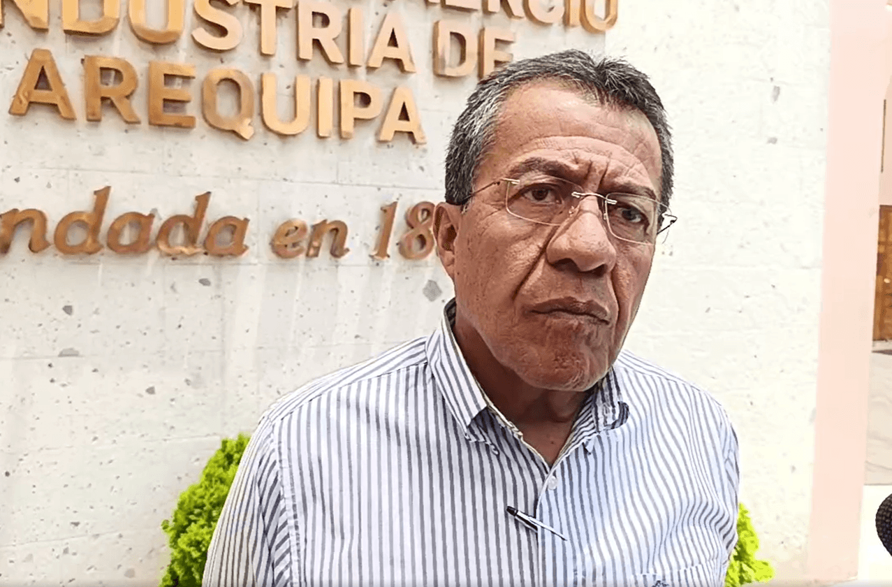 Presidente de la CCIA insta a población a reclamar por obras inconclusas