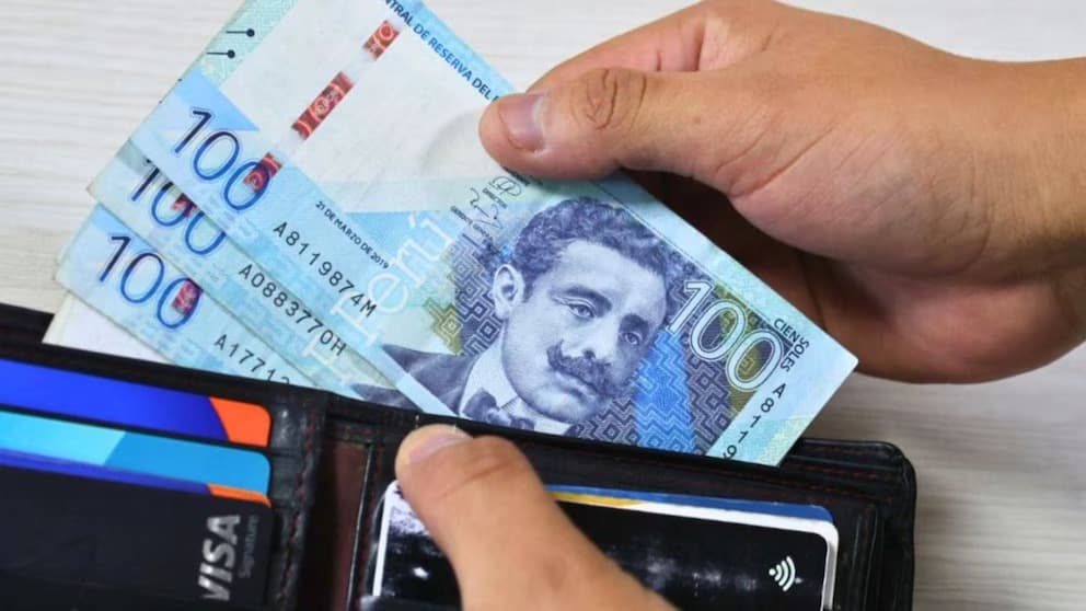 Gobierno transfiere S/ 25 millones para pago de bono a docentes