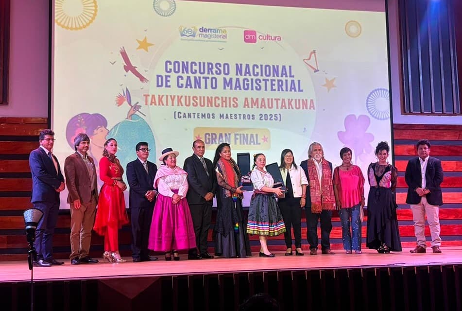 Derrama Magisterial abre concurso nacional de canto para docentes