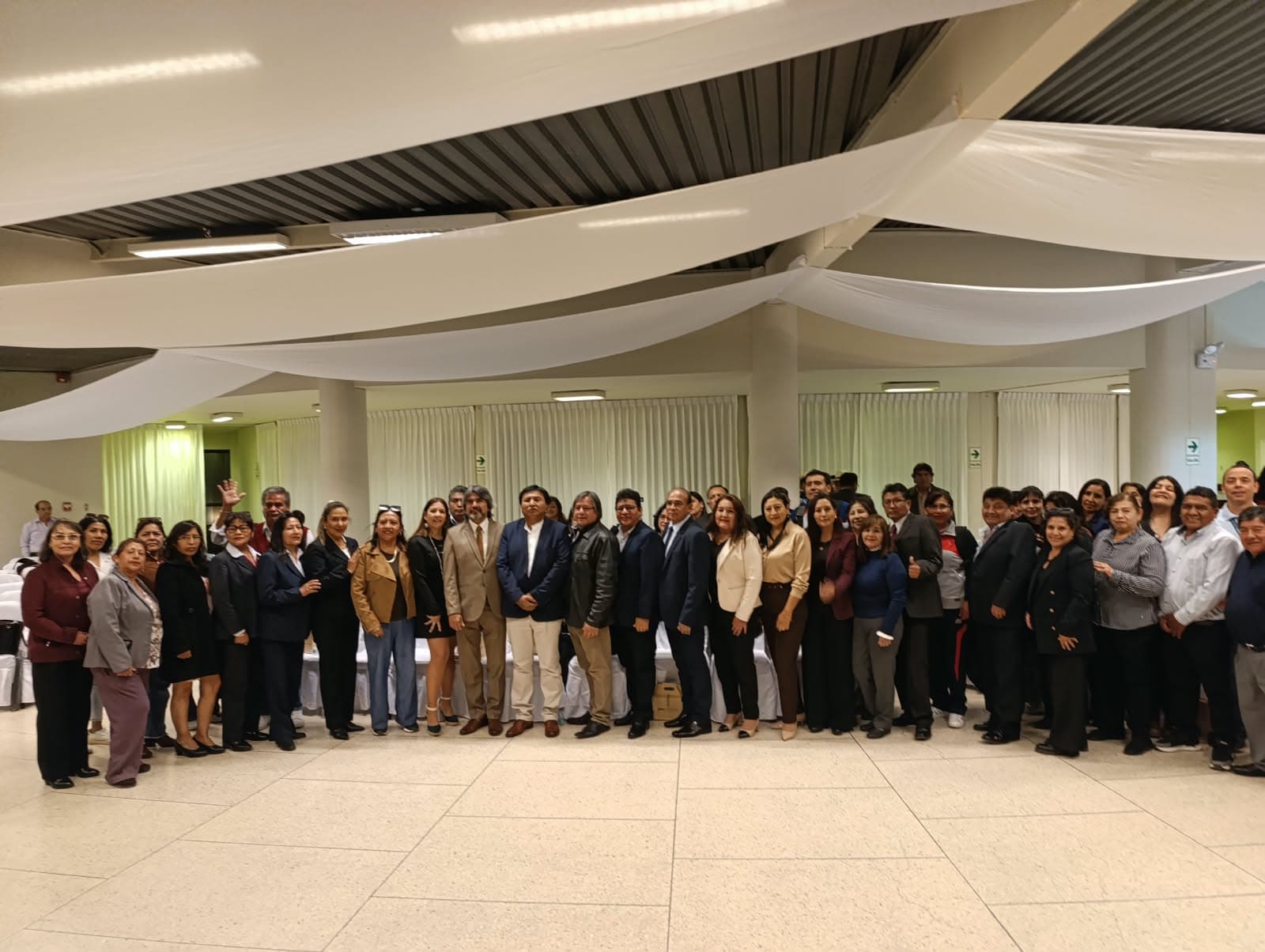 Docentes reciben capacitación sobre inteligencia artificial